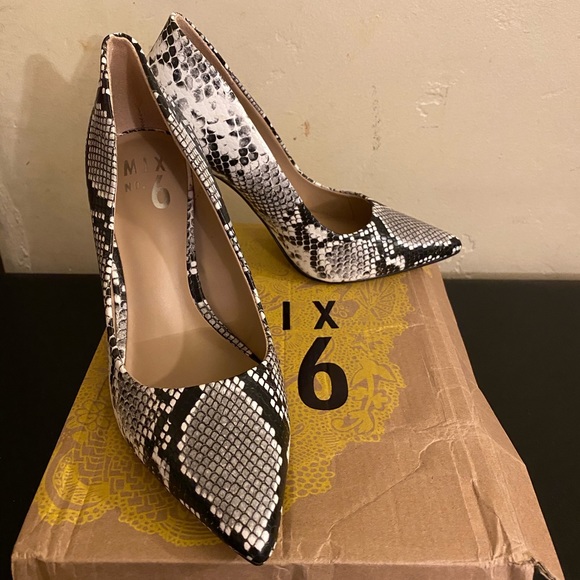 BRAND NEW: Mix No.6 Danyah Pump! - Picture 2 of 7